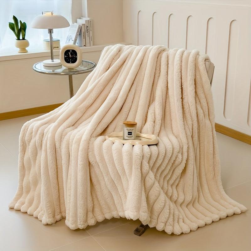 Faux Rabbit Fur Throw Blanket - Soft Cozy All-Season for Couch  Travel