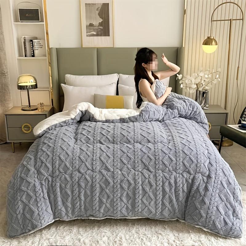 Luxurious Taffeta Comforter - Soft Thick Warm All-Season Bedding