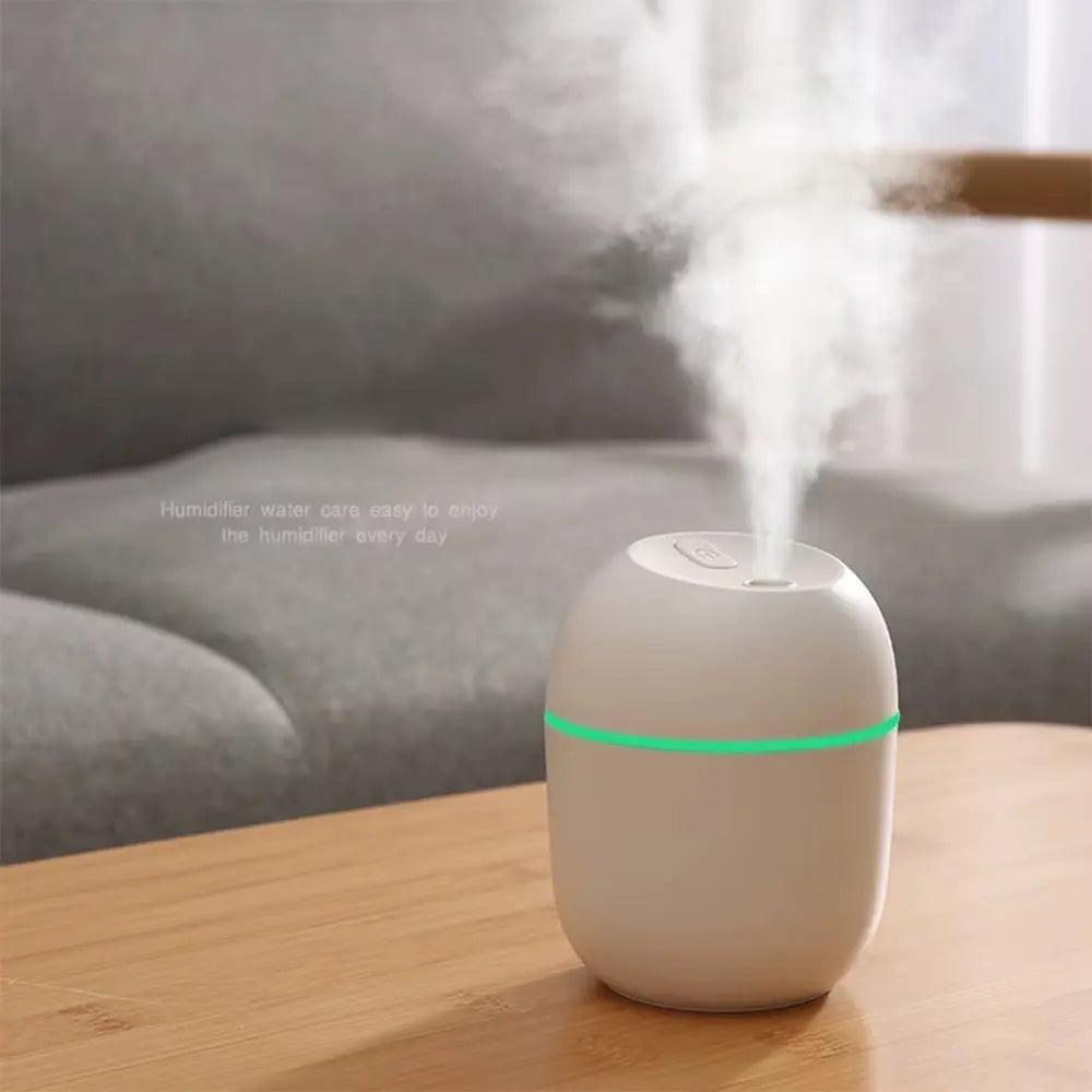 Mini humidificateur d'air diffuseur d'huiles essentielles - Portable 220 ml avec veilleuse LED pour la maison, la voiture, le bureau